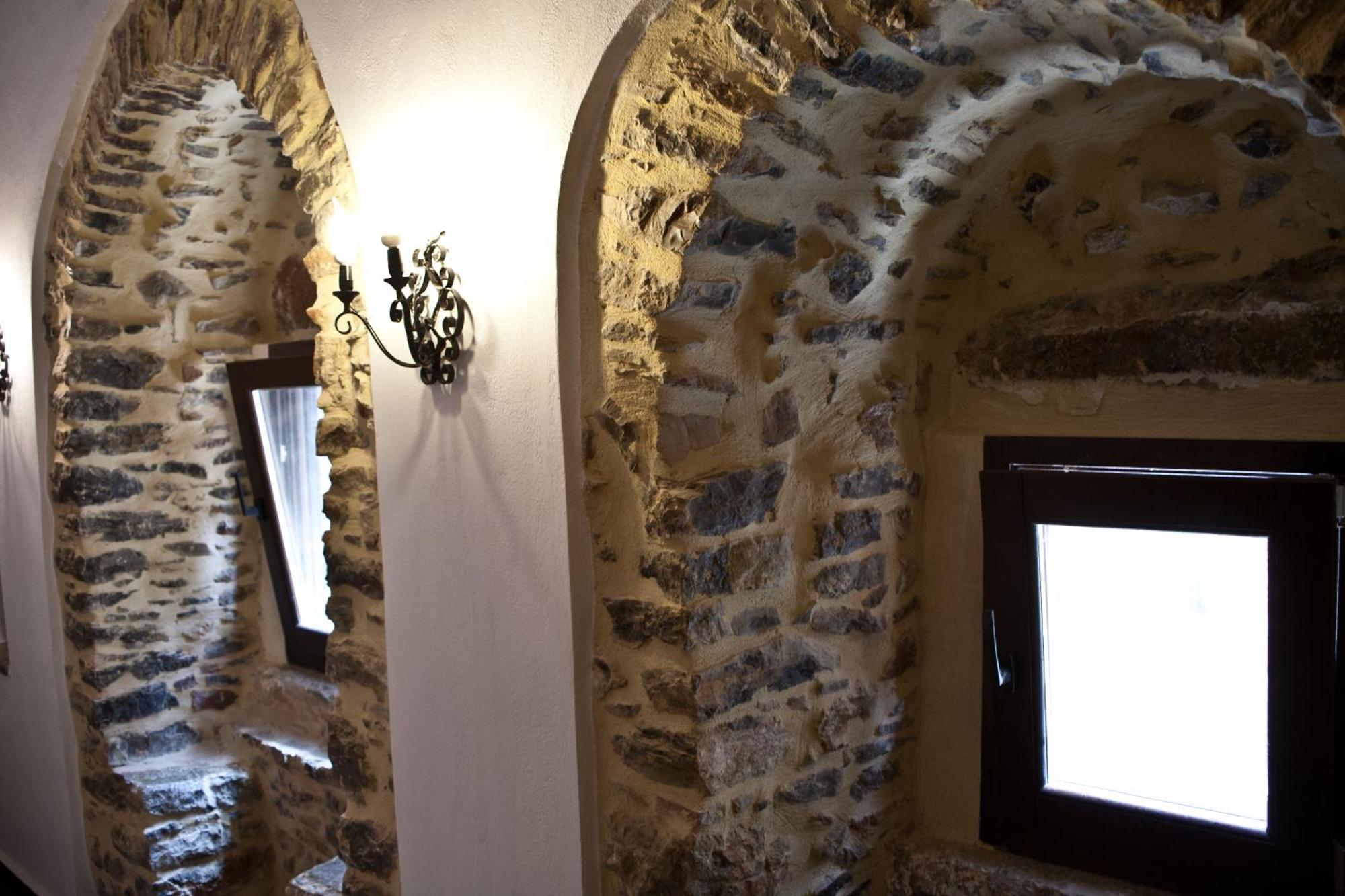 Aparthotel Lida Mary à Mestá Extérieur photo